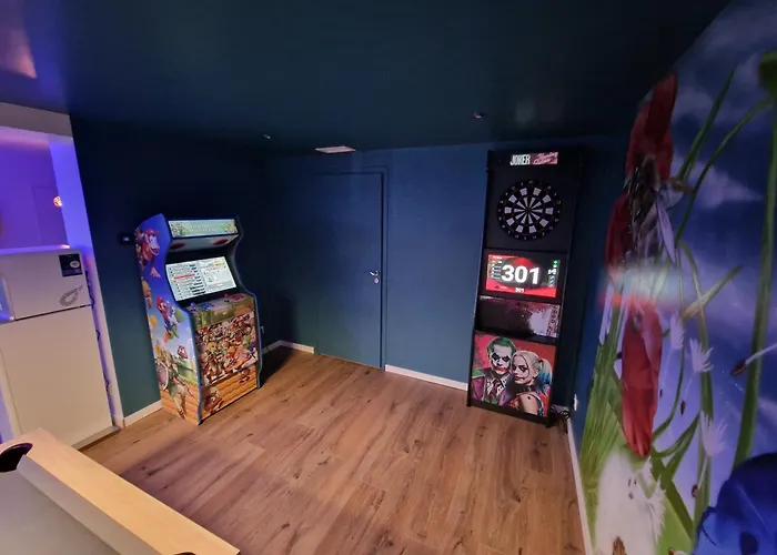 לינה וארוחת בוקר Un Moment *