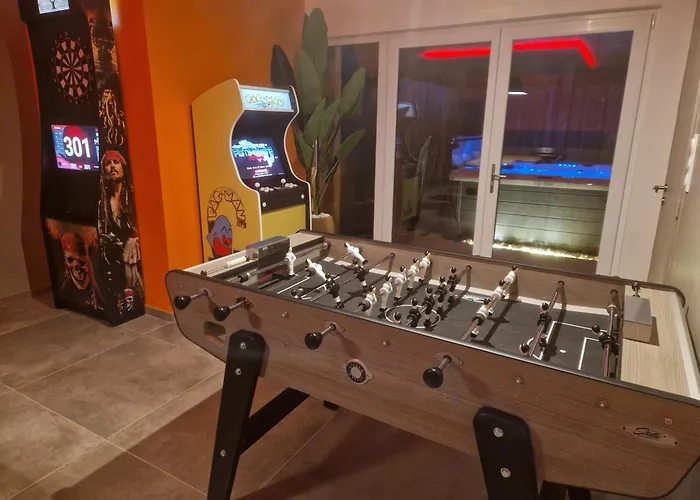 לינה וארוחת בוקר Un Moment *