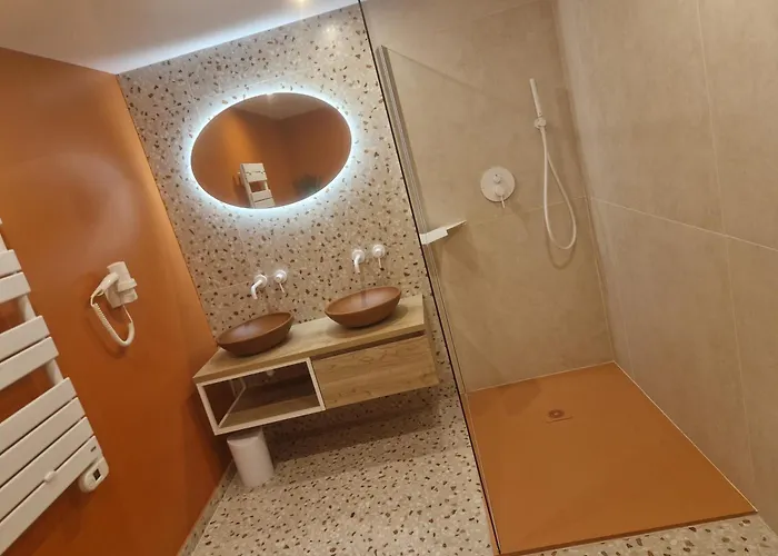 Un Moment לינה וארוחת בוקר *